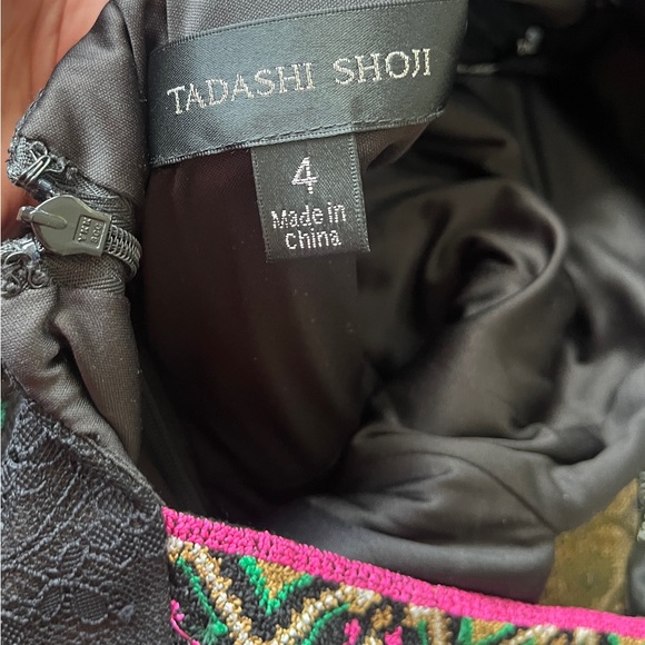 NWOT TADASHI SHOJI MERCE EMBROIDERED DRESS BDR18510M. SIZE 4 - Picture 6 of 6